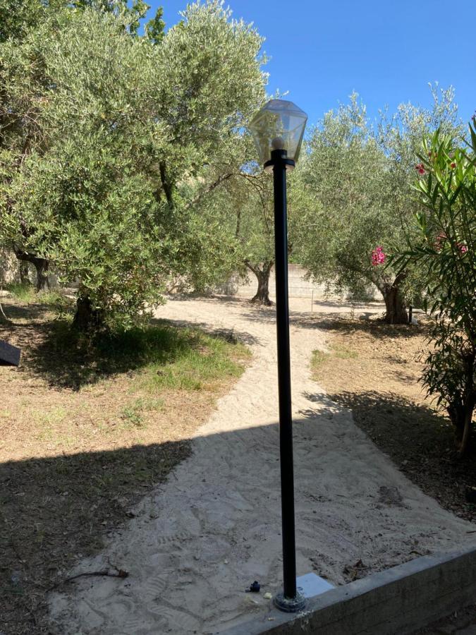 La Foresteria- Azienda Agricola Garra Mutignano Exteriör bild