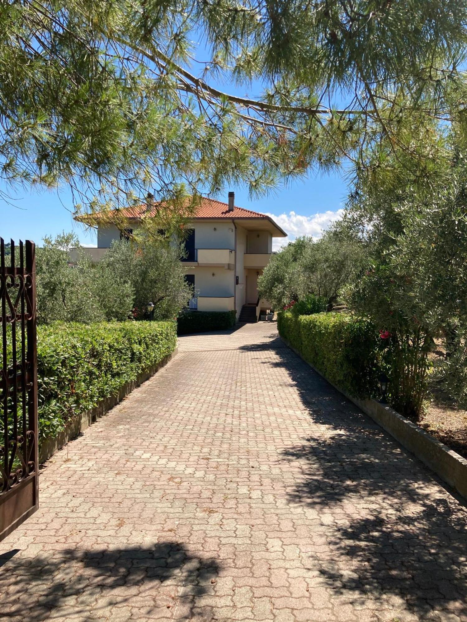 La Foresteria- Azienda Agricola Garra Mutignano Exteriör bild